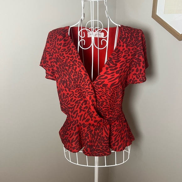 Fame and Partners Women’s Red The Laura Top Wrap Blouse Flutter Sleeves Size 0 - Picture 6 of 7